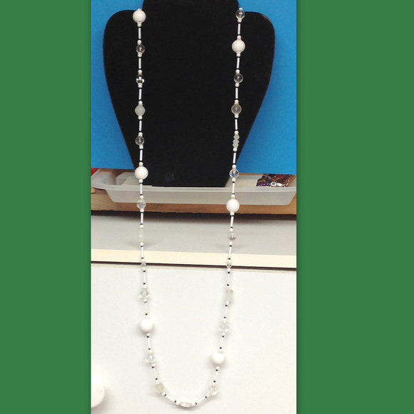 Long White Necklace, handcrafted .. 38" long .. nwot   ... #23 - Picture 4 of 4